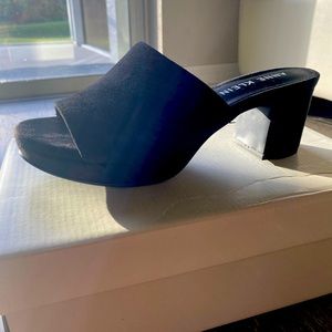 Brand new never worn tag reads 9.5 these fit as an 8.5.